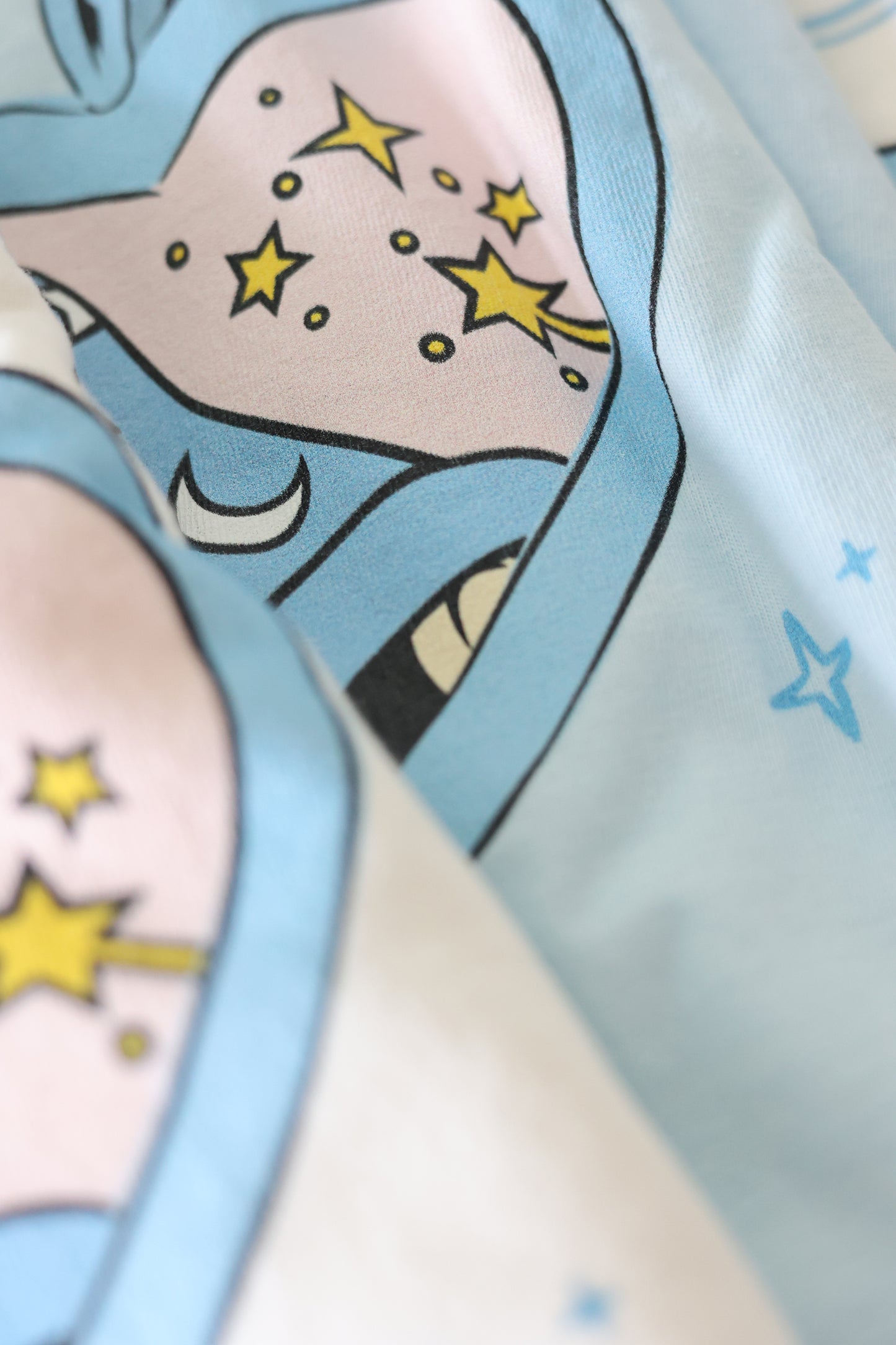 Sorcerer Locket unisex garment-dyed heavyweight t-shirt (Comfort Colors)